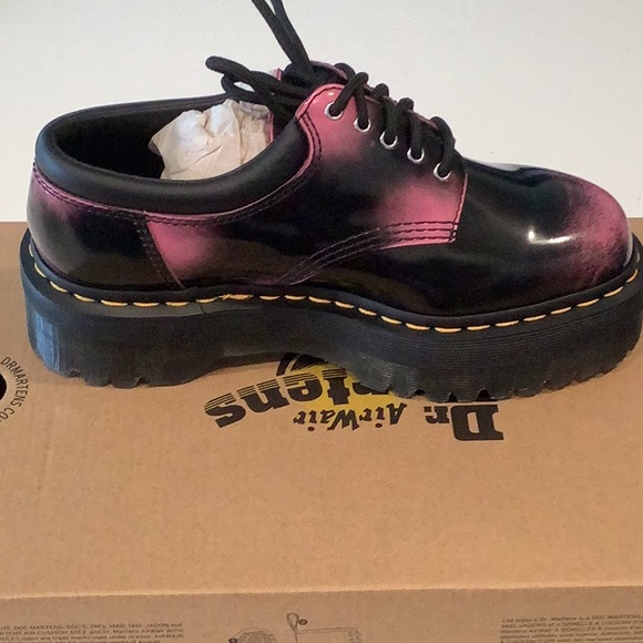 DR. MARTENS BLACK AND PINK ARCADIA - Picture 6 of 11